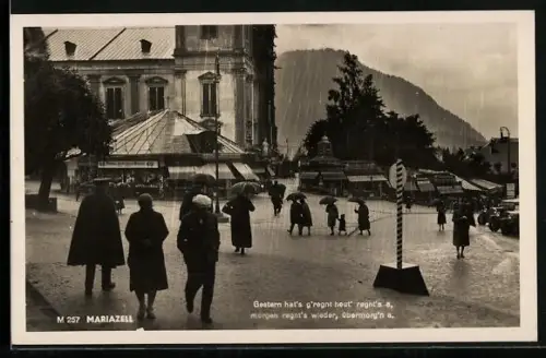 AK Mariazell, Ortspartie im Regen, Geschäft für Wallfahrts-Waren