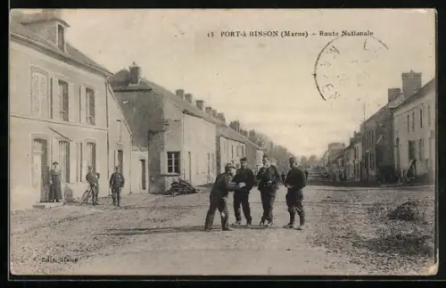 AK Port-à-Binson /Marne, Route Nationale animée avec habitants et maisons alignées