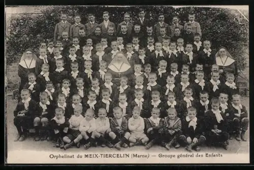 AK Meix-Tiercelin /Marne, Orphelinat du Meix-Tiercelin, Groupe général des Enfants