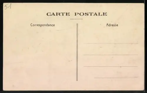 AK Pomacle, Rue de Bazancourt avec bâtiments et passants