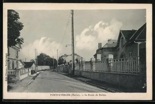 AK Pontfaverger /Marne, La Route de Reims