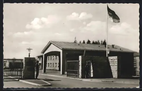 AK Itzehoe-Nordoe, Einfahrt zur Grenadier-Kaserne
