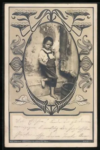 Foto-AK NPG NR 8 /4: kleiner Junge raucht eine Zigarette