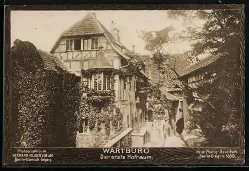 Foto-AK NPG Nr. 843: Wartburg, Der erste Hofraum