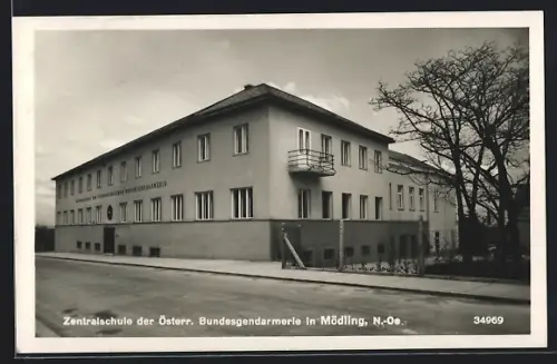 AK Mödling /N.-Oe., Zentralschule der Österr. Bundesgendarmerie