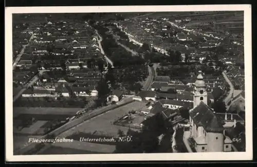 AK Unterretzbach, Gesamtansicht, Fliegeraufnahme