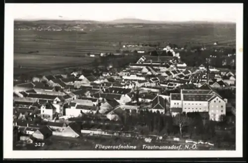 AK Trautmannsdorf an der Leitha, Fliegeraufnahme des Ortes