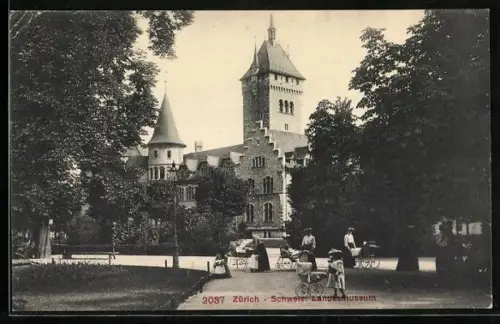 AK Zürich, Schweizerisches Landesmuseum, Frauen mit Kinderwagen, Mädchen mit Puppenwagen