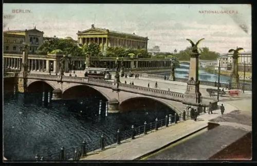 AK Berlin, Nationalgalerie mit Brücke aus der Vogelschau, Strassenbahn