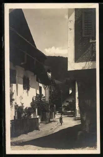 Foto-AK Goisern, Strassenpartie im Sonnenschein