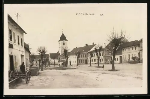 AK Vitis /N. Ö., Strassenpartie mit Blick zur Kirche