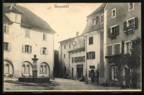 AK Maienfeld, Ortspartie mit Brunnen