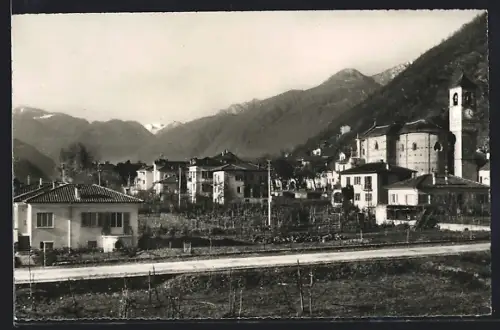 AK Solduno /Lorcarno, Panorama mit Strassenpartie