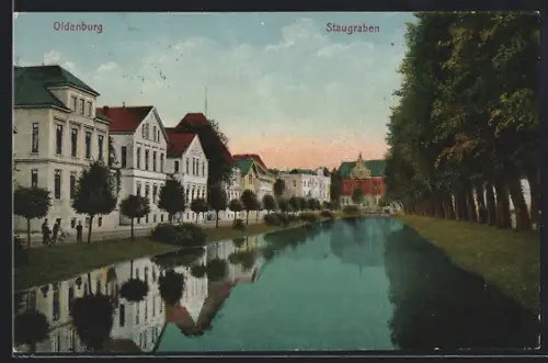 AK Oldenburg / Gr., Staugrabenstrasse mit Wohnhäusern