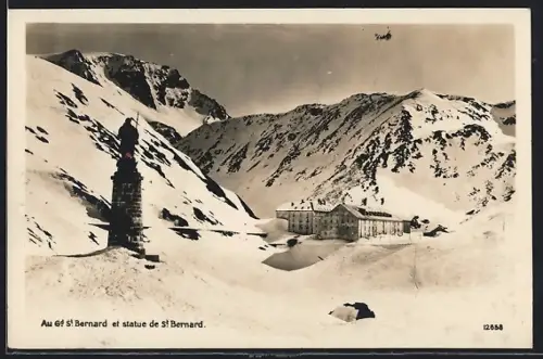 AK Gd-St-Bernard, Panorama et statue de St Bernard