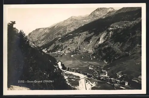 AK Saas-Grund, Teilansicht mit Kirche