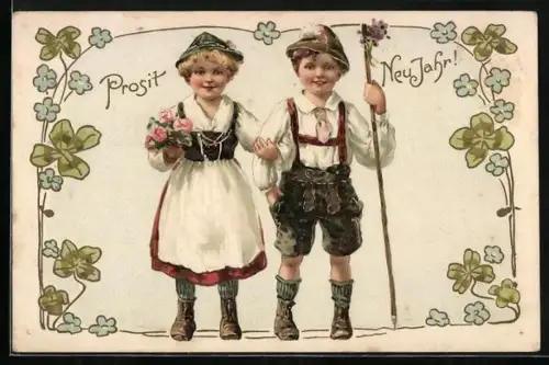 Präge-AK Kleines Paar in Trachten im Kleeblatt-Rahmen, Prosit Neujahr