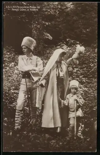 AK Principesa Maria cu Printu Carol si Nicolae, Kronprinzessin von Rumänien
