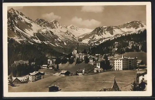 AK Arosa, Ortsansicht mit Bergpanorama