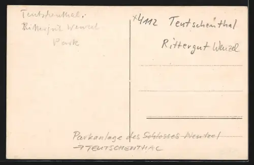 Foto-AK Teutschenthal, Parkanlage des Ritterguts Wenzel mit Brunnen und Pavillon