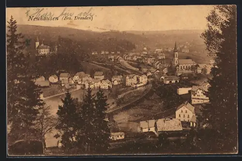 AK Neuhausen /Dresden, Totalansicht mit Kirche