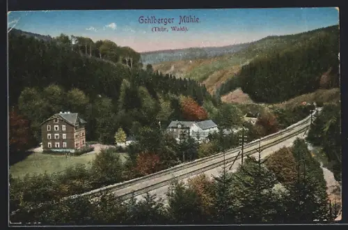 AK Gehlberg, Blick über die Eisenbahnlinie auf die Mühle