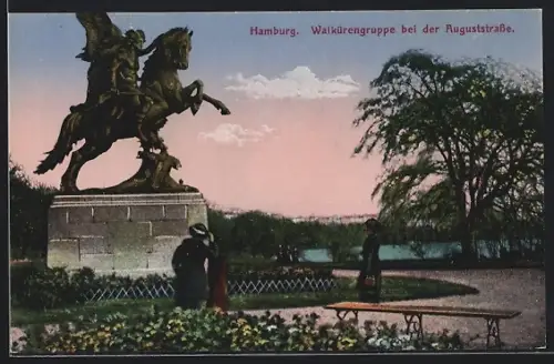 AK Hamburg-Uhlenhorst, Walkürengruppe bei der Auguststrasse