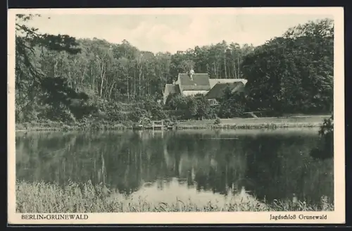 AK Berlin-Grunewald, Jagdschloss Grunewald vom Ufer aus