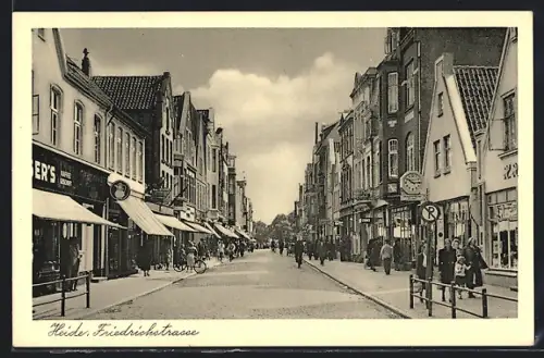 AK Heide / Holstein, Friedrichstrasse mit Kaisers, weitere Geschäfte, Uhr und vielen Menschen