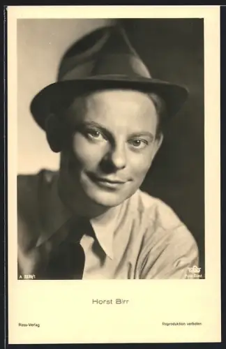 AK Schauspieler Horst Birr mit Hut porträtiert