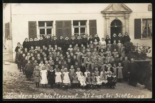 AK Walterswil /Zug, Kinderasyl, Gruppenbild