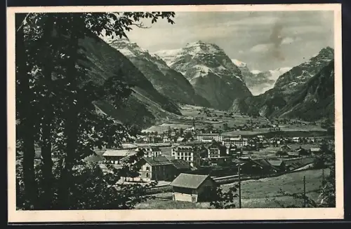 AK Linthal, Teilansicht mit Bergen