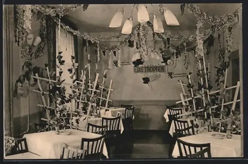 AK Falkenberg /Elster, HO-Hotel Goldene Kugel, Weindiele