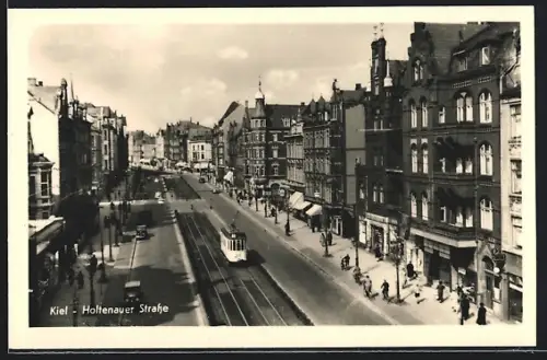 AK Kiel, Holtenauer Strasse mit Strassenbahn