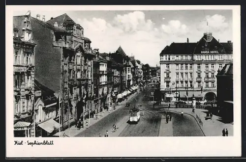 AK Kiel, Sophienblatt mit Hansa-Hotel und Strassenbahn