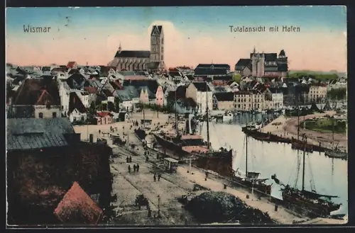 AK Wismar, Totalansicht mit Hafen und Kirche