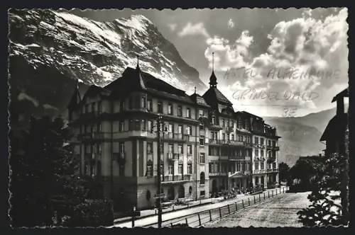 AK Grindelwald, Hotel Alpenruhe mit Strassenpartie