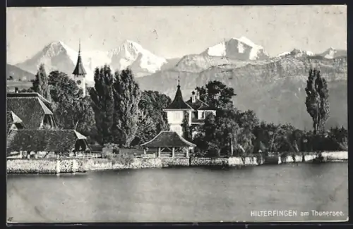 AK Hilterfingen am Thunersee, Uferpartie mit Bergen