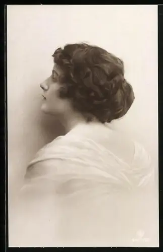 Foto-AK RPH SBW Nr. 6481/82: Fräulein im weissen Kleid