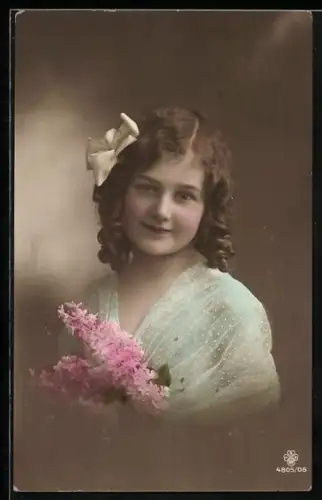 Foto-AK RPH SBW Nr. 4805/06: Fräulein mit Haarschleife