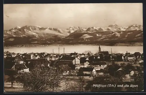AK Pfäffikon, Ortsansicht mit Alpen und See