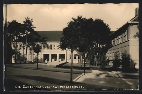 AK Berlin-Zehlendorf, Blick auf die Zinnow-Waldschule