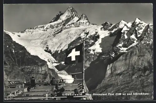 AK Grindelwald, Berg-Restaurant First, Inh. R. Märkle-Gsteiger, Blick zum Schreckhorn