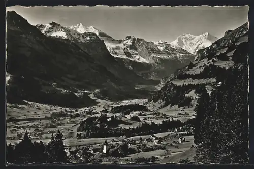 AK Frutigen, Ortsansicht mit Doldenhorn, Balmhorn und Altels