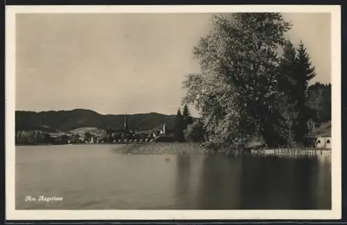 AK Aegeri, Ortsansicht vom Aegerisee aus