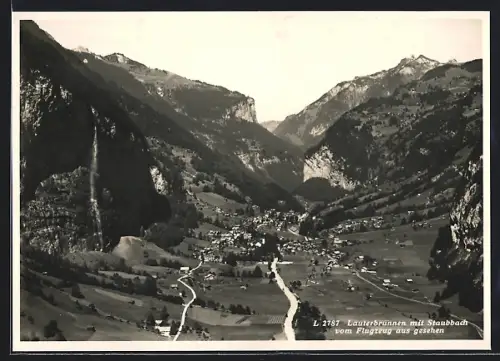 AK Lauterbrunnen, Teilansicht mit Staubbach, Fliegeraufnahme