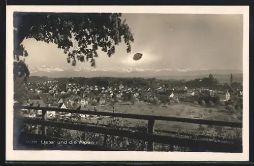 AK Uster, Blick auf den Ort und die Alpen