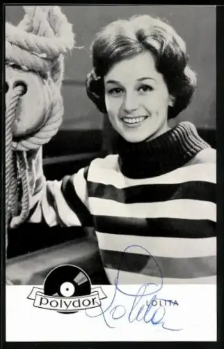 AK Sängerin Lolita an Bord von Segelschiff, Autograph