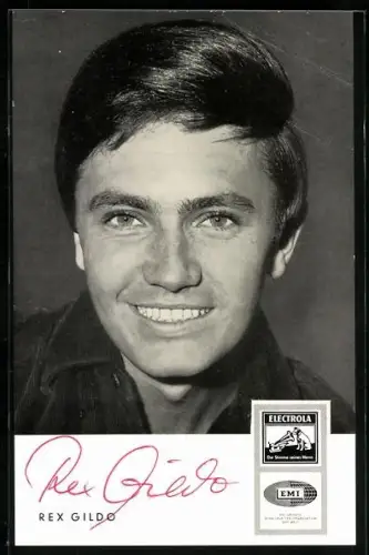 AK Sänger Rex Gildo in die Kamera schauend, Autograph