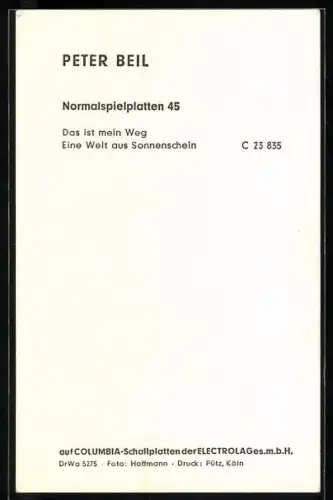 AK Musiker Peter Beil im weissen Hemd, Autograph